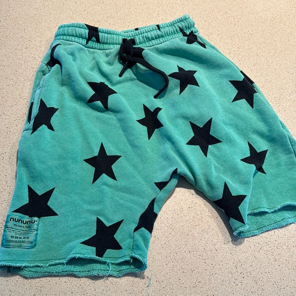 Boys rounded nununu rounded shorts, gentle used condition.